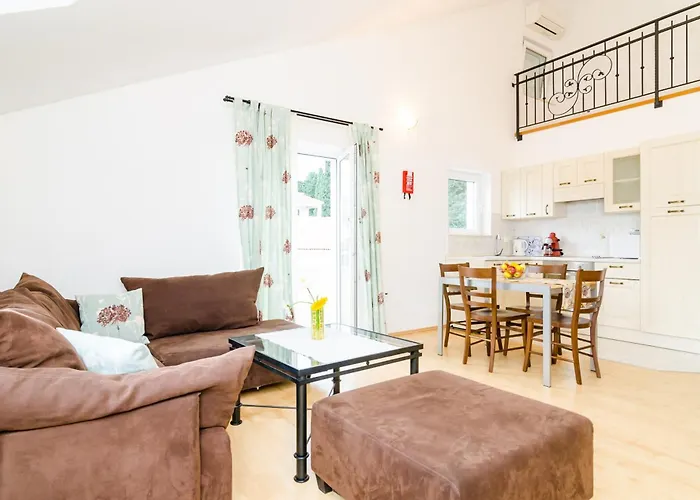 Modern In Dubrovnik, 54 M² With Sea And Garden View Apartmán *