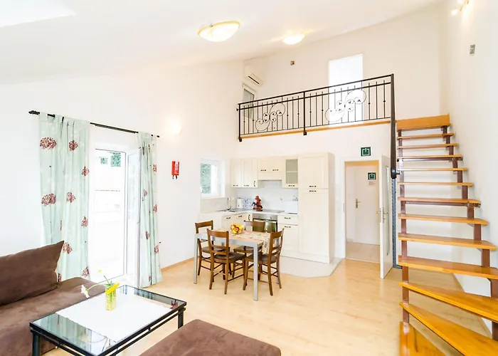 Modern In Dubrovnik, 54 M² With Sea And Garden View *