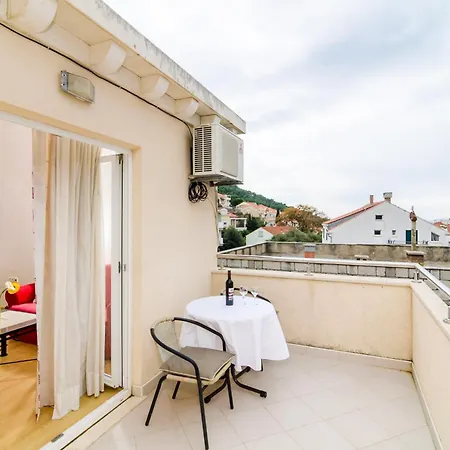 Chic With Sea View In - 48 Sqm Διαμέρισμα