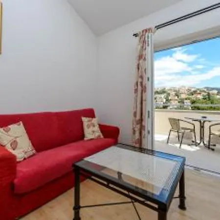 Chic With Sea View In - 48 Sqm *