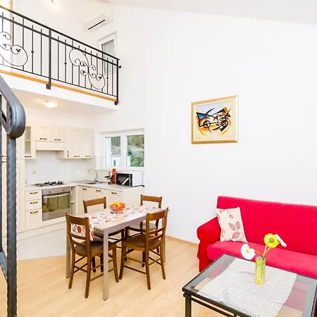 Διαμέρισμα Chic With Sea View In - 48 Sqm *