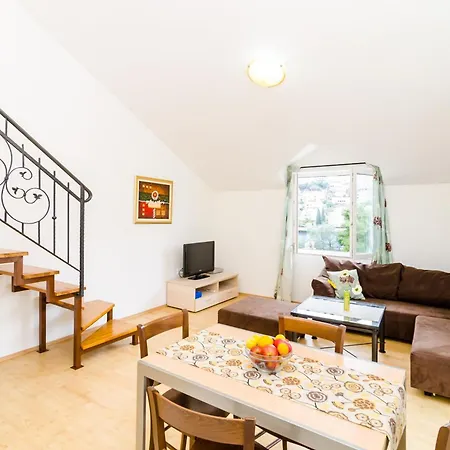 公寓 Modern In Dubrovnik, 54 M² With Sea And Garden View 杜布罗夫尼克